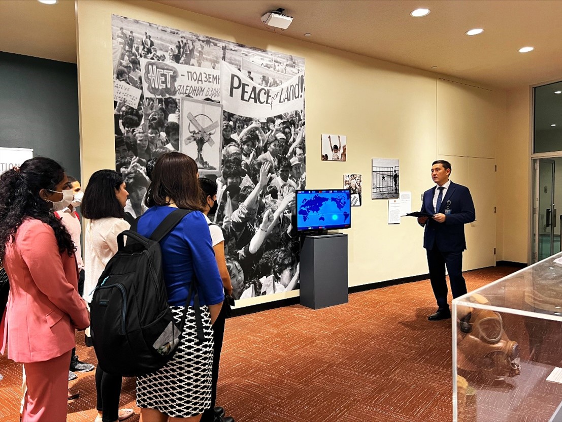 Mr. Zhangeldy Syrymbet, Counsellor, Permanent Mission of the Republic of Kazakhstan to the United Nations briefed the young participants on the history of the International Day against Nuclear Tests and Kazakhstan’s efforts to advance the cause.